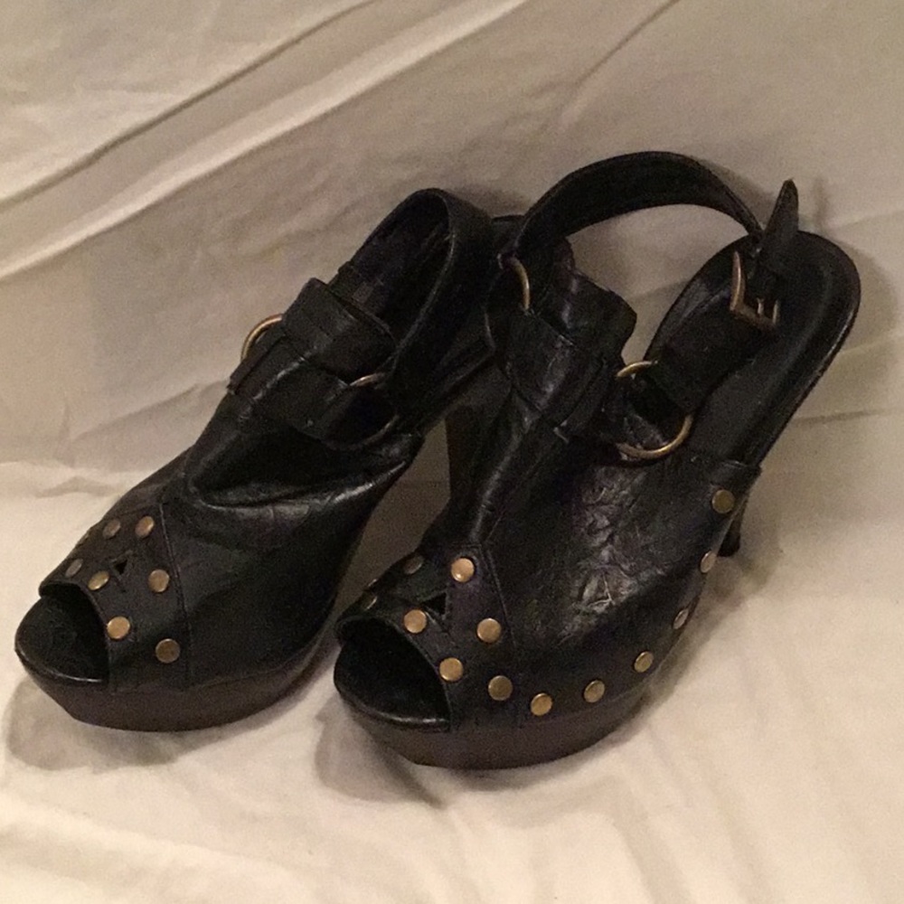 Black studded Peep-toe sling back heel size 7.5/8